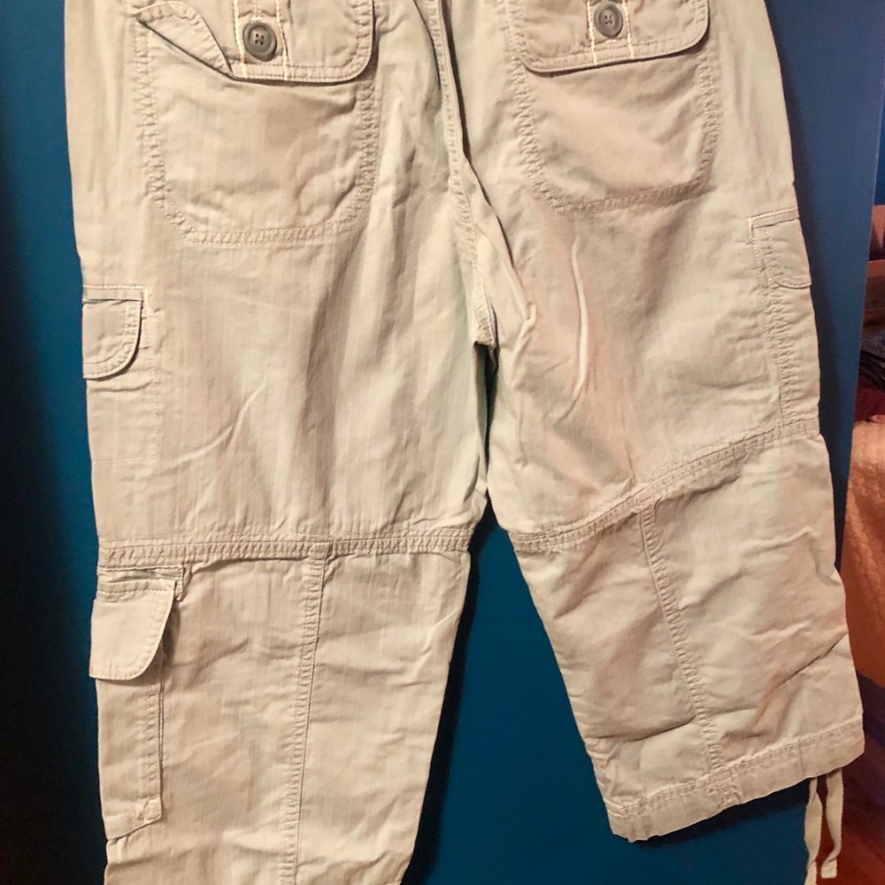 Capris - Picture 2 of 3